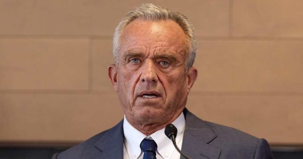 Masernfälle in den USA erreichten gerade 1.000. RFK Jr. nimmt es immer noch nicht ernst.
