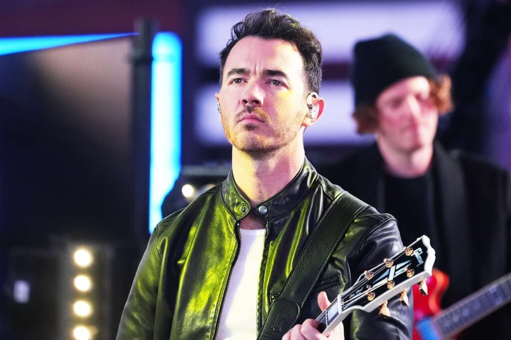Kevin Jonas enthüllt, dass er einen Therapeuten sah
