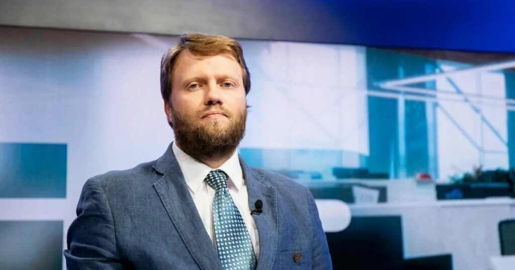 Der skandalöse Tartu -Politiker Andro Roos verließ die Center Party Der skandalöse Tartu -Politiker Andro Roos verließ die Center Party