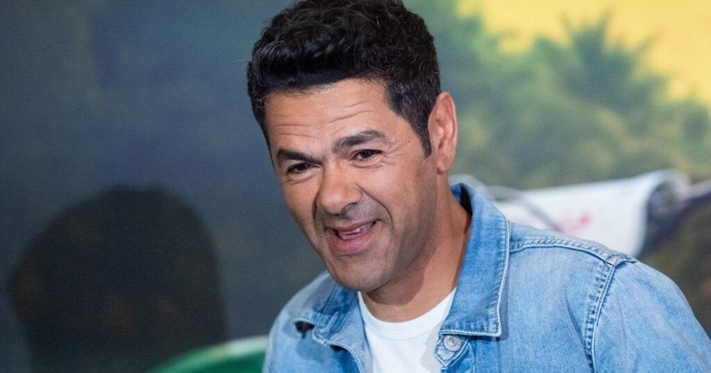 Jamel Debbouze und der riesige Welsfischer in der Seine: Das unwahrscheinliche Video, das Paris zum Lachen bringt Jamel Debbouze und der riesige Welsfischer in der Seine: Das unwahrscheinliche Video, das Paris zum Lachen bringt