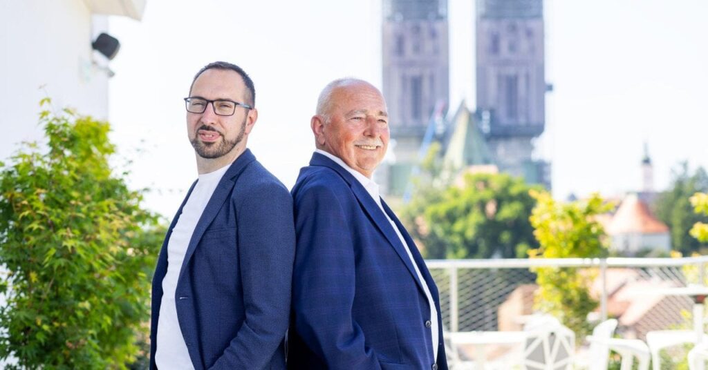 Die unzählige Geschichte von Tomislav Tomasevic und Vater Smiljan: „Papa ist mein Held, obwohl wir auf völlig unterschiedlichen Seiten ein Weltbild haben“ Die unzählige Geschichte von Tomislav Tomasevic und Vater Smiljan: "Papa ist mein Held, obwohl wir auf völlig unterschiedlichen Seiten ein Weltbild haben"