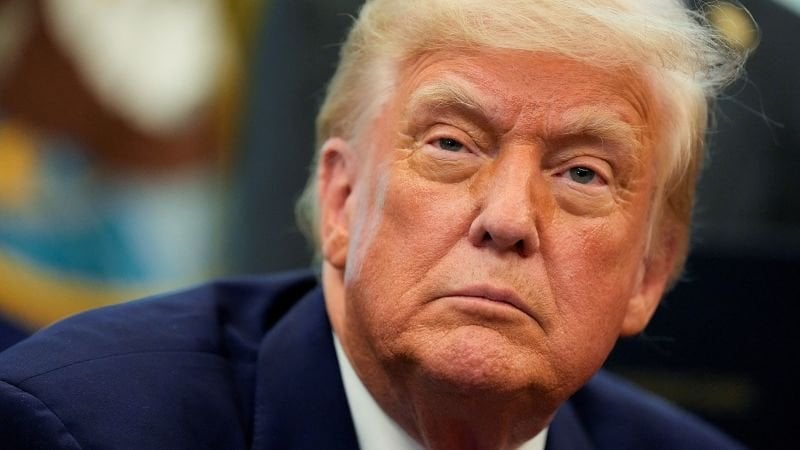 Von freien Flugzeugen bis hin zu Krypto -Meme -Münzen nutzen die Demokraten Trumps Geschäfte, um Korruptionsbedenken zu äußern