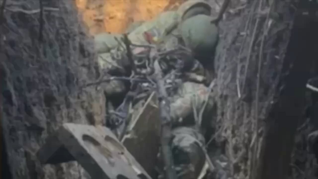Der ukrainische UAV -Betreiber nahm den Kampf als Infanteristin, als zwei Russen seine Position stürmten. Pokrovsk Richtung, Donetk Oblast. 71. Jaeger Brigade.