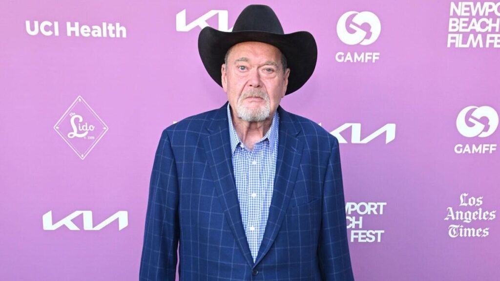 Der legendäre Wrestling -Kommentator Jim Ross zeigt die Diagnose von Dickdarmkrebs als neueste Gesundheitsproblem