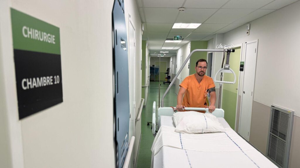Liebe Patienten, ich bedauere Sie, dass ich Sie verlasse. „ Liebe Patienten, ich bedauere Sie, dass ich Sie verlasse. "