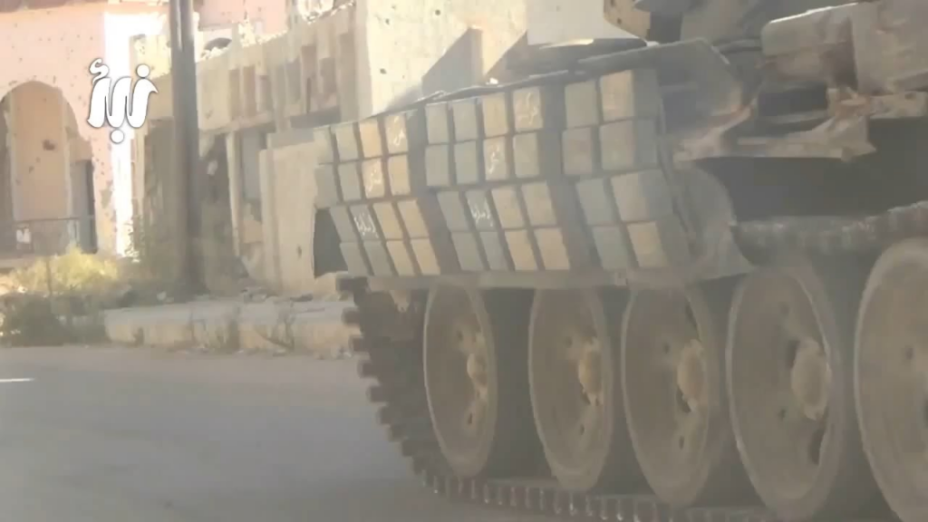 Die Opposition zwingt die Operation ein erbeuteter T -55 gegen syrische Armeepositionen in Daraa - 08.10.2014