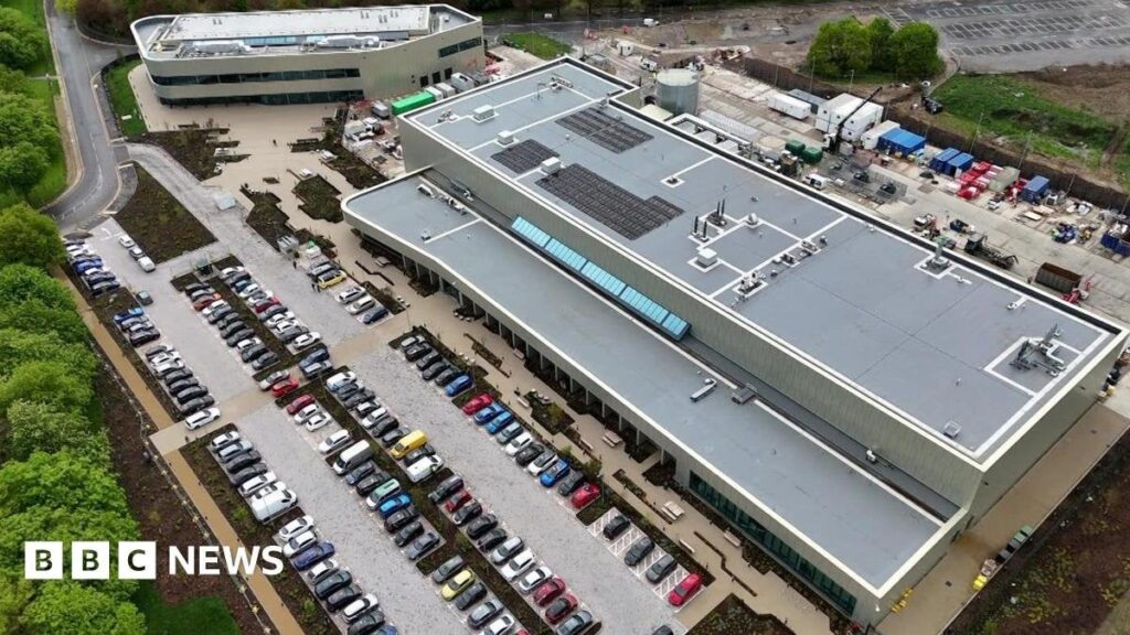 Moderna eröffnet das britische Impfstoff Manufacturing Lab in Harwell