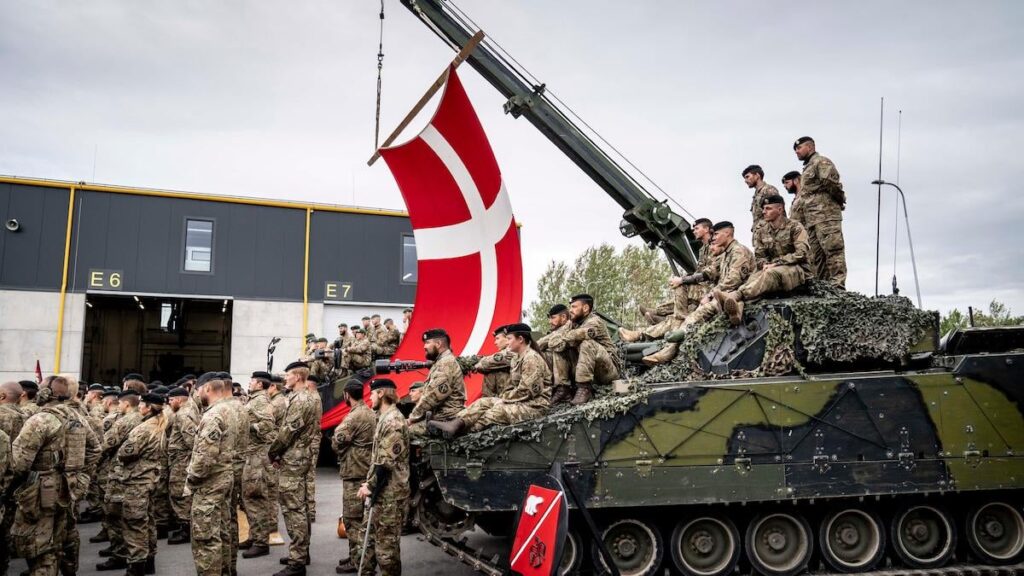 Der Minister möchte, dass Soldaten für das Christentum kämpfen. Veteranen warnen vor "religiösen Folien"