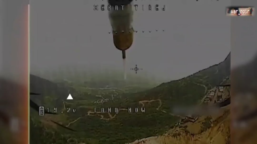 Ppk *Kurdistan Arbeiterpartei *, die ein FPV mit einem RPG -Sprengkopf benutzte, traf eine AA -Waffe in einem türkischen FOB in der Region Kurdistan