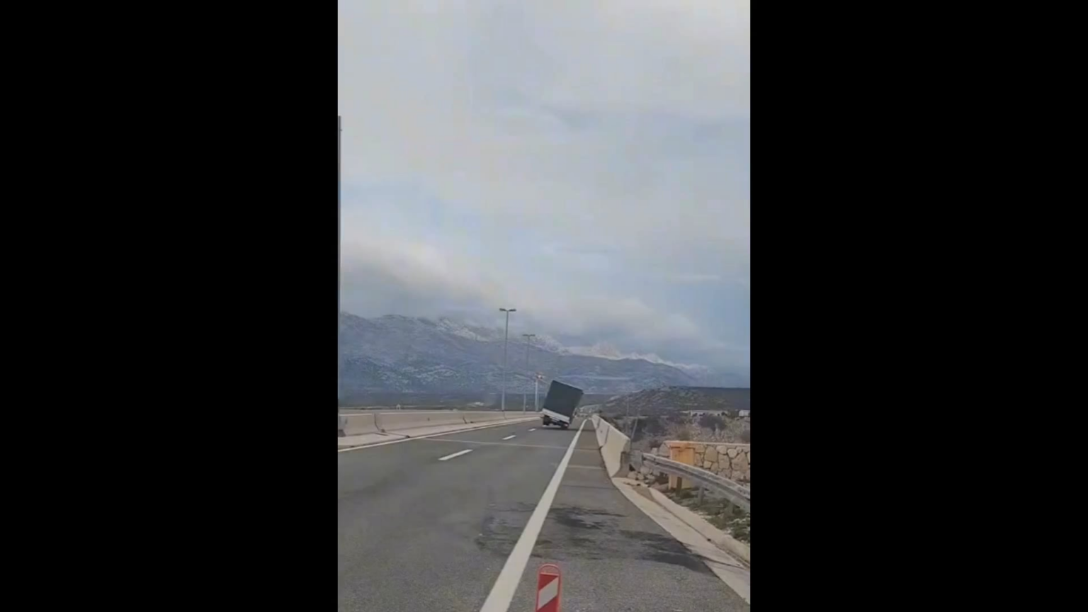 Maslenica Bridge - Rhythmus ist Tänzer