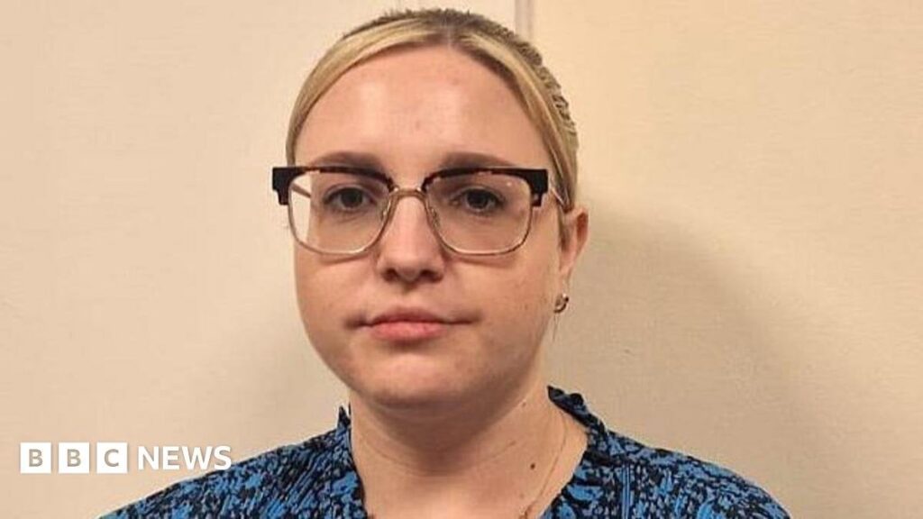 Ipswich -Lehrer im Streik nach "Schere, die auf sie geworfen wurden"