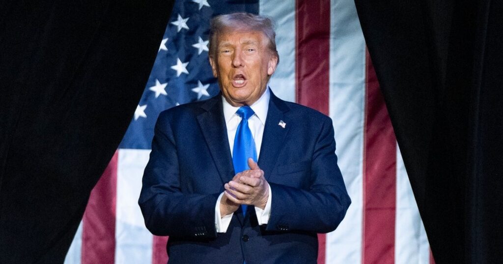 Trump sagt in einem neuen Interview, dass er nicht weiß, ob er ordnungsgemäße Prozessrechte unterstützt