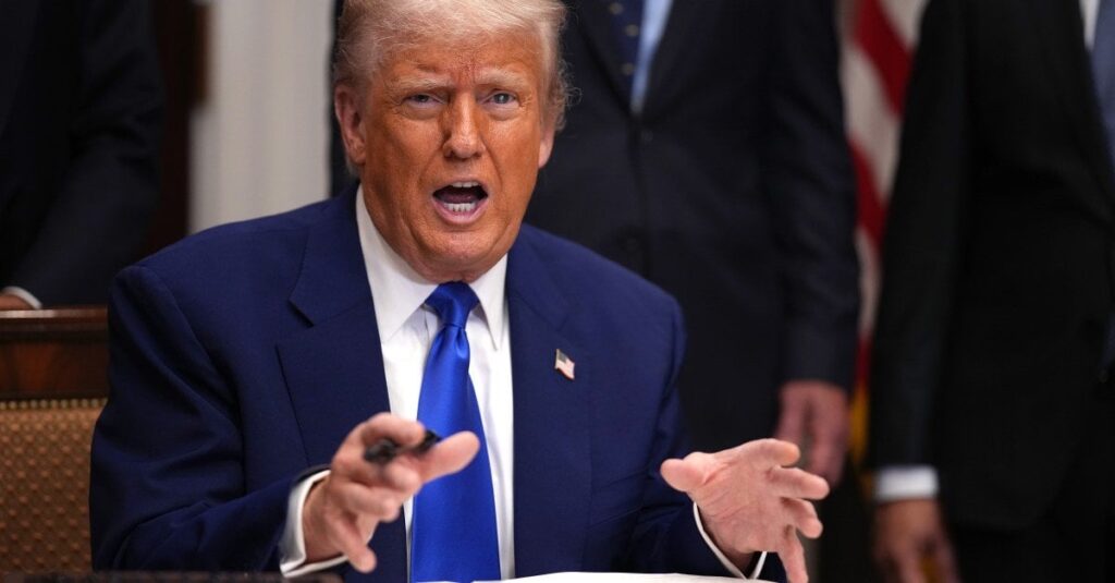 Donald Trump erklärt immer wieder nationale Notfälle. Warum?