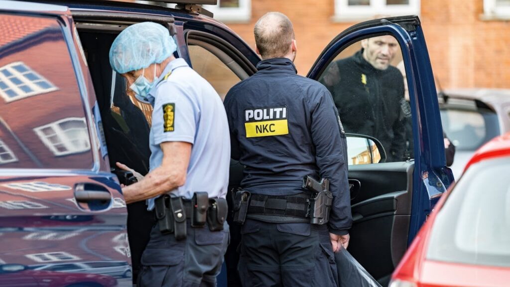Mann wegen dreier Freilassung angeklagt