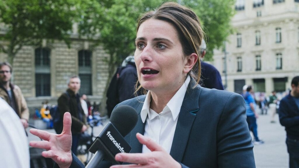 Demonstration des 1. Mai: Marine Tondelier entschuldigt sich nach mehrdeutigen Bemerkungen zu Jérôme Guedj, der während der Pariser Parade zur Aufgabe gemacht wurde Demonstration des 1. Mai: Marine Tondelier entschuldigt sich nach mehrdeutigen Bemerkungen zu Jérôme Guedj, der während der Pariser Parade zur Aufgabe gemacht wurde