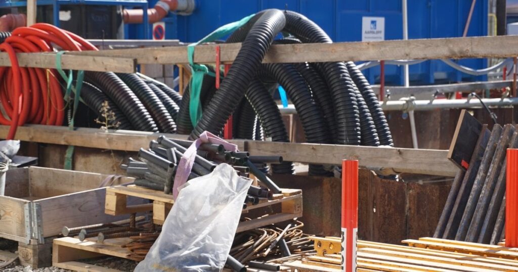 Neue Studie entdeckt ein hohes Risiko für soziales Dumping: Insgesamt 59.355 Unternehmen mit ausländischen Arbeitnehmern sind in der Umfrage einbezogen, was zeigt, dass 23 Prozent der Unternehmen das Risiko haben, Social Dumping durchzuführen Neue Studie entdeckt ein hohes Risiko für soziales Dumping: Insgesamt 59.355 Unternehmen mit ausländischen Arbeitnehmern sind in der Umfrage einbezogen, was zeigt, dass 23 Prozent der Unternehmen das Risiko haben, Social Dumping durchzuführen
