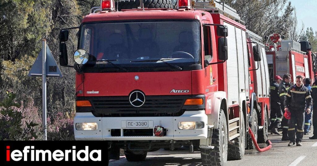 In Keratea nannten sie die Feuerwehr für Feuer und als sie ankamen, griffen sie sie mit Steinen an