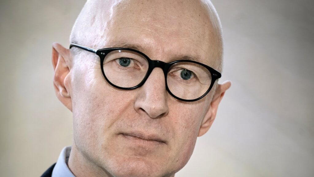Fruergaard stehen in Novo auf