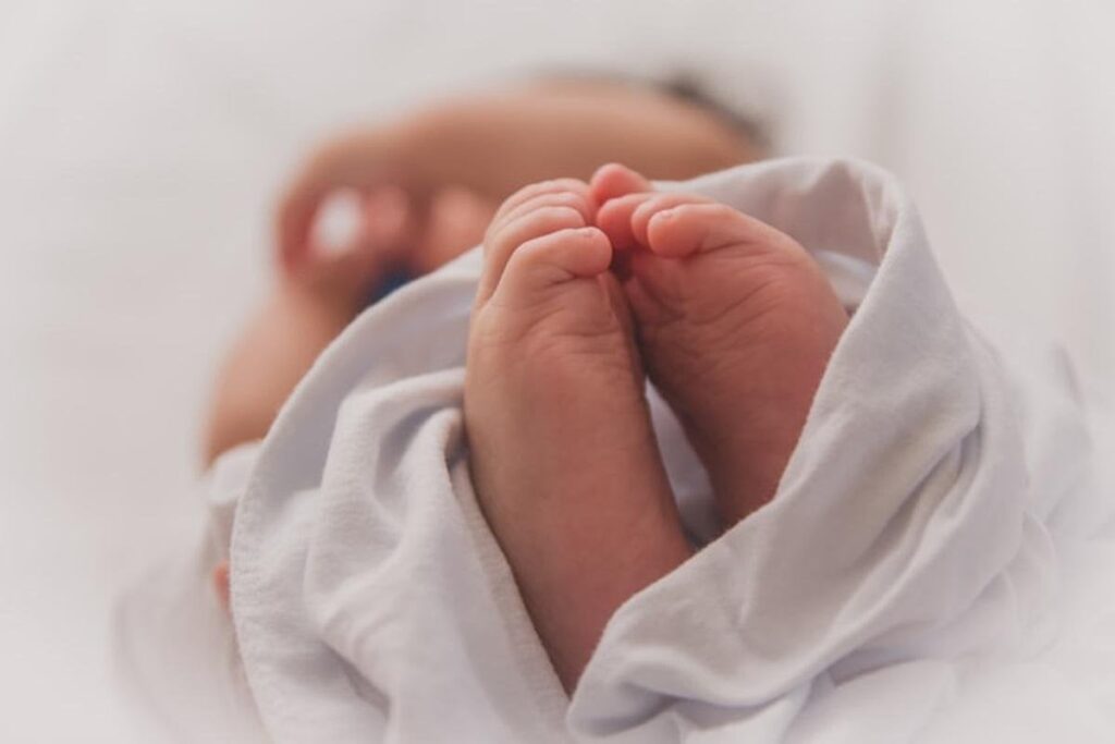 Heraklion Kreta: Frau geboren und warf das Baby in den Müll | Der Schritt