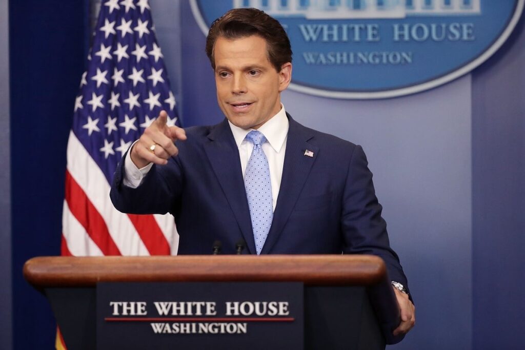 Anthony Scaramucci behauptet, Elon Musk denkt: "Trump ist ein Idiot"