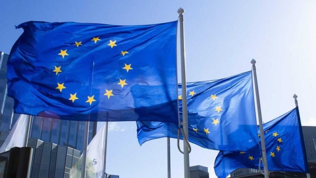 Jahrestag des Beitritts der Slowakei an die Europäische Union: In 21 Jahren sind zig Milliarden in uns gereist, das Bruttoinlandsprodukt hat erheblich zugenommen Jahrestag des Beitritts der Slowakei an die Europäische Union: In 21 Jahren sind zig Milliarden in uns gereist, das Bruttoinlandsprodukt hat erheblich zugenommen