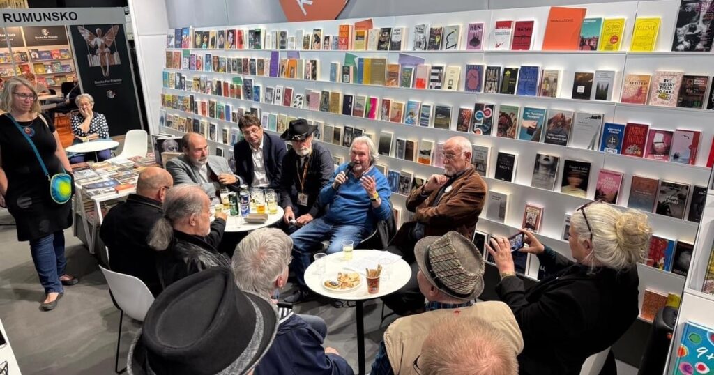 Der Feminismus ist wie der Nationalsozialismus, Havel war eine Marionette… unter anderem, sagte der Leiter des slowakischen Literaturzentrums in der Welt des Buches. Und das war nur der Anfang