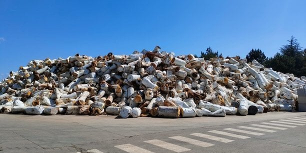 Frankreich beginnt schließlich einen Recyclingsektor für Heißwasserkugeln