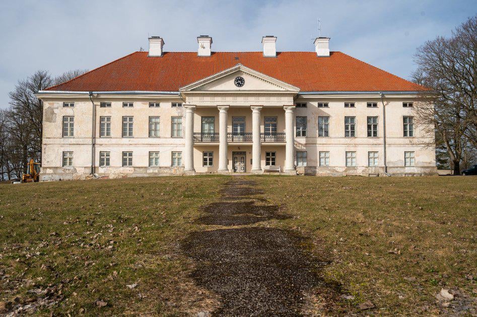 In der West -Estland - Lihula etwas Geschichte ausstrecken