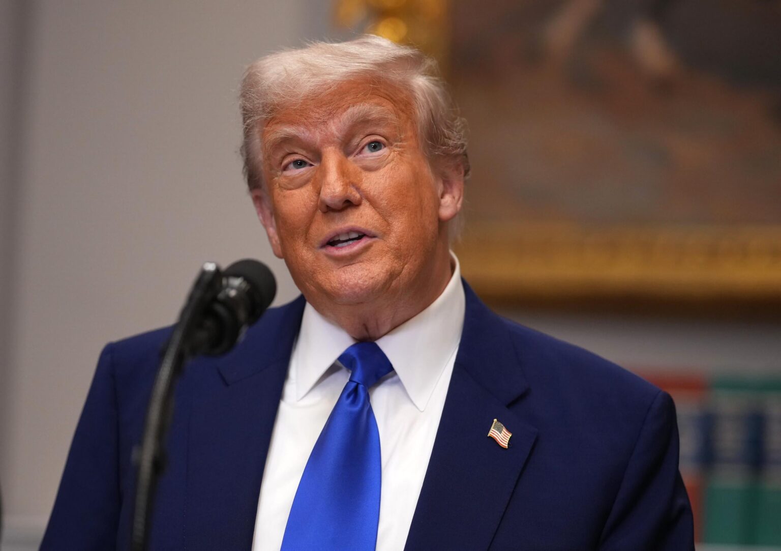 Donald Trump Amtsenthebung bewegt sich im Kongress weiter