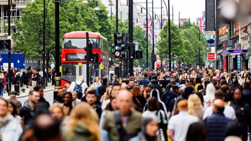 Fast die Hälfte der Briten fühlt sich wie "Fremde in ihrem eigenen Land" an
