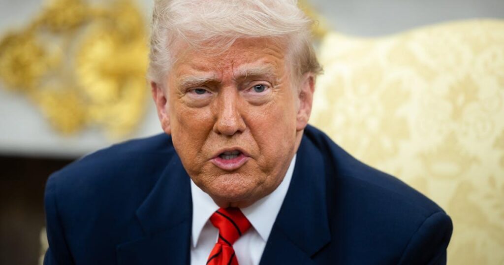 Angry Trump tötet das „Woke“ -Programm - und schraubt versehentlich Maga -Wähler. Es heißt das digitale Aktiengesetz. Dieses Wort - „Eigenkapital“ - erregt die Aufmerksamkeit des Weißen Hauses. Jetzt wechselt Trump auf die NIX -Finanzierung - aber es könnte Millionen abschneiden, die für rotes Amerika bestimmt sind.