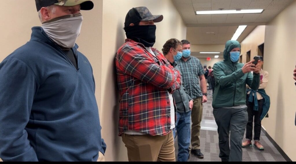 Eisagenten in Seattle Courthouse verhaftet Menschen, deren Abschiebungsanhörungen abgewiesen werden