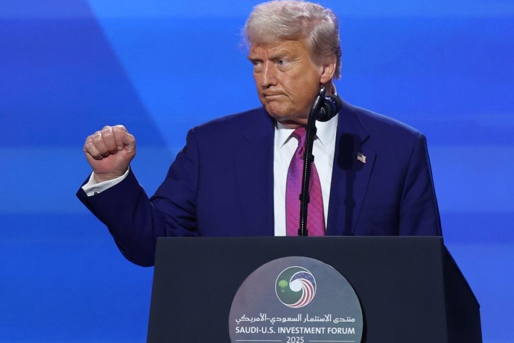 Chinesisches Unternehmen ohne Einnahmen wird Trump Memecoin im Wert von 300 Millionen US -Dollar kaufen - in Trumps beeindruckendster Greif