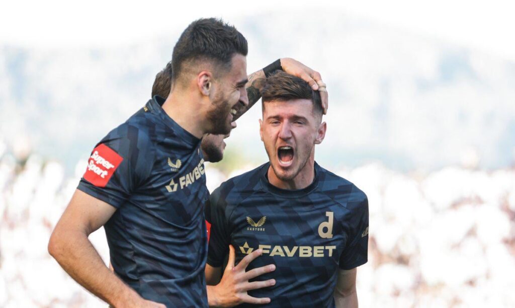 Dinamo feierte in einem großen Derby und brach zuerst aus. Sehen Sie die Ziele