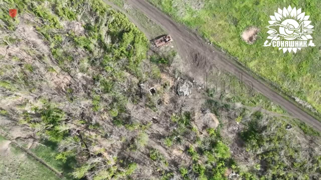 Die ukrainischen Streitkräfte führten einen MiG-29-Luftangriff mit 4 geführten amerikanischen GBU-39-Bomben auf einem Unterstand mit russischen Angriffsgruppen in der Region Zaporizhia durch. Mai 2025.