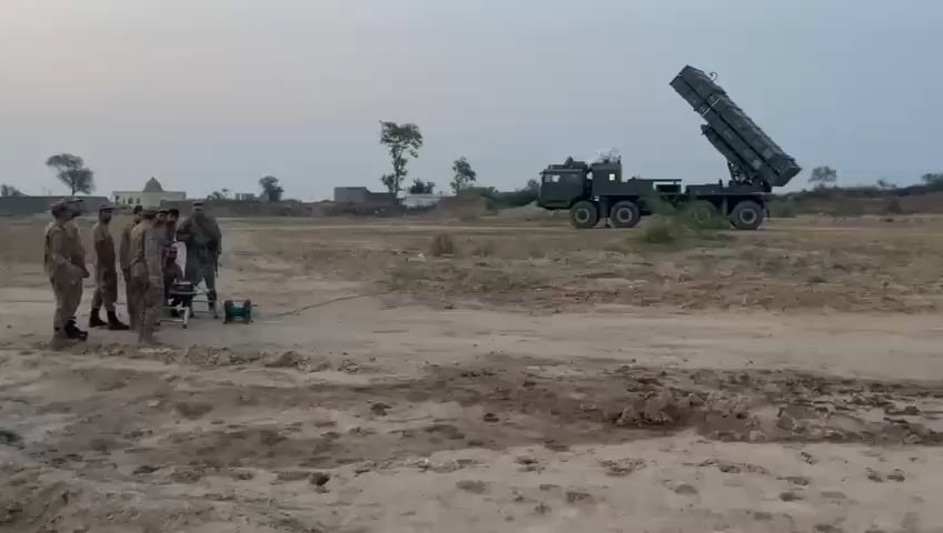 Angeblicher Start der zweiten Partie von Fatah-1-Raketen, Pakistan