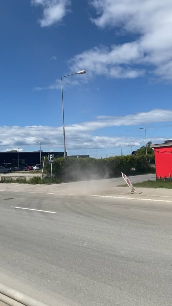 Ein Ort in Dänemark an einem ansonsten extrem windigen Tag.