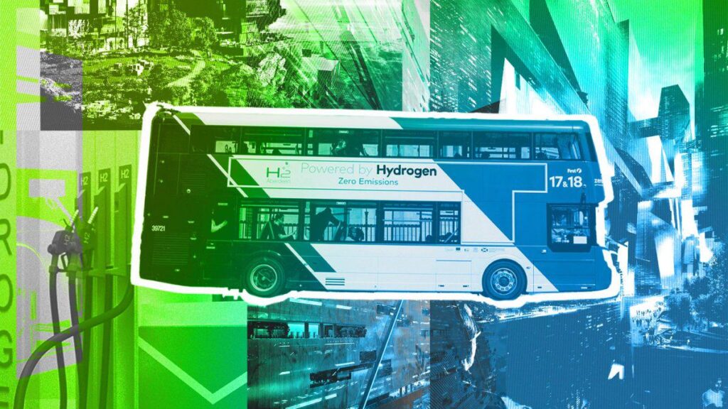 Großbritannien 'grüne' Busse, die mit Kraftstoff fahren, um 3.000 Meilen von kontroverser saudischer Megacity aus verschifft zu haben