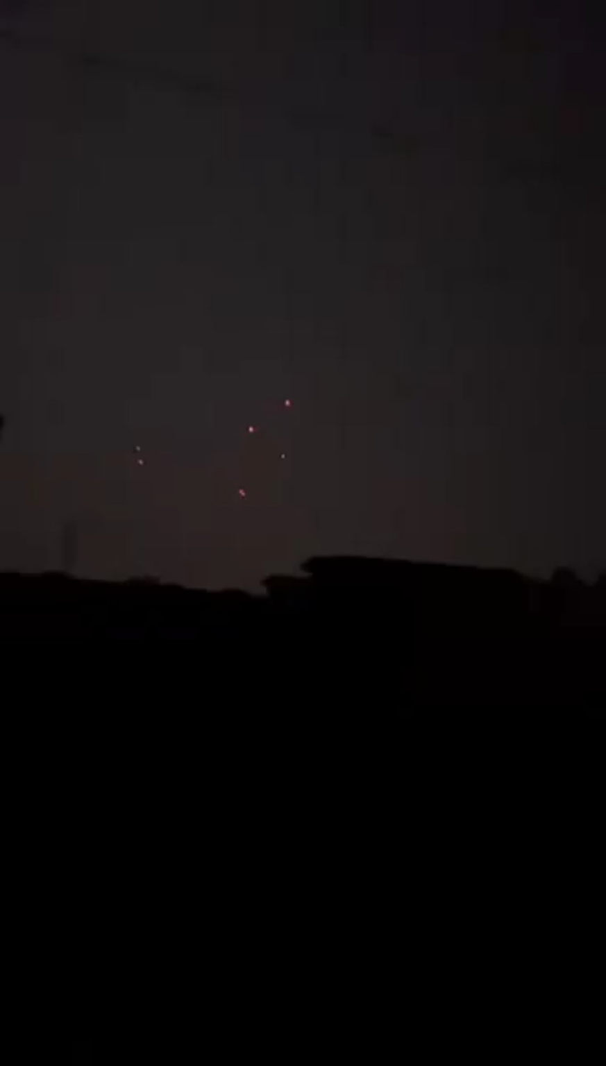 Pakistanische Drohnen/Raketen von Indian AD über Rajasthan, Nacht vom 8. Mai 2025, abgefangen