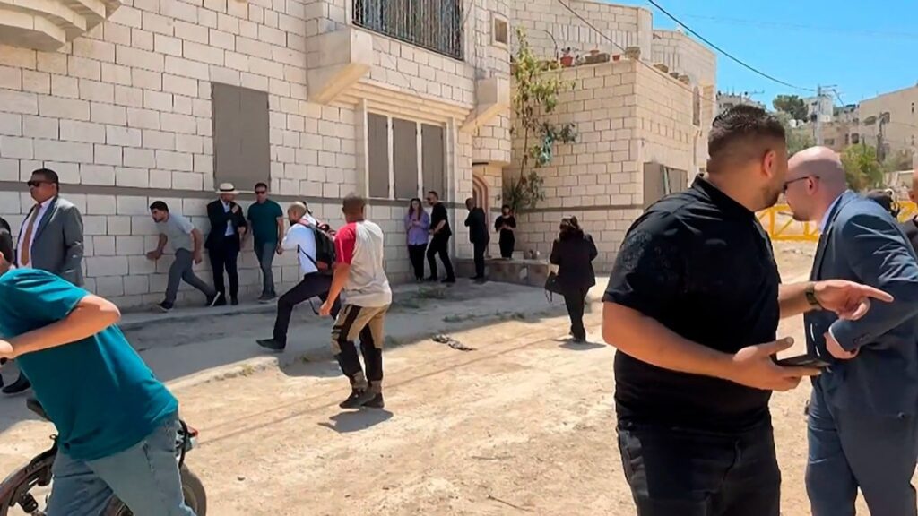 Das dänische Diplomat war anwesend, als Israel Warnschüsse im Westjordanland abfeuerte