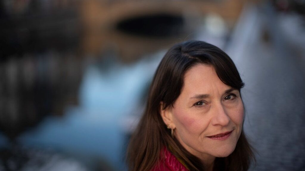 Altinget Kommentar: Carolina Magdalene Maier (ALT): Das Verbot von Palästina aus der Schule ist nicht nur Zensur – es ist ein demokratischer Skandal Altinget Kommentar: Carolina Magdalene Maier (ALT): Das Verbot von Palästina aus der Schule ist nicht nur Zensur - es ist ein demokratischer Skandal