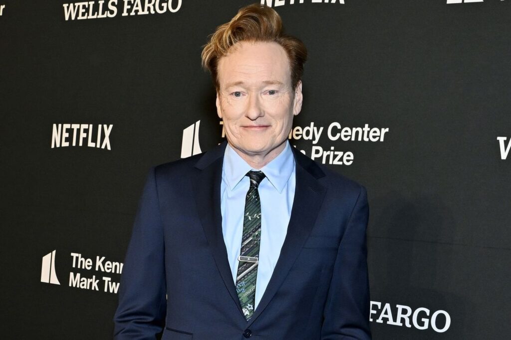 Conan O'Brien schreibt seinen jungen Fans zu, dass er ihm geholfen hat, die Tonight Show zu verlieren