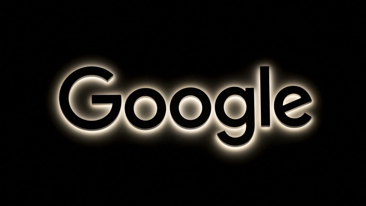 Mit "Black Mirror" möchte Google weniger besorgniserregende Technologie im Kino bewerben