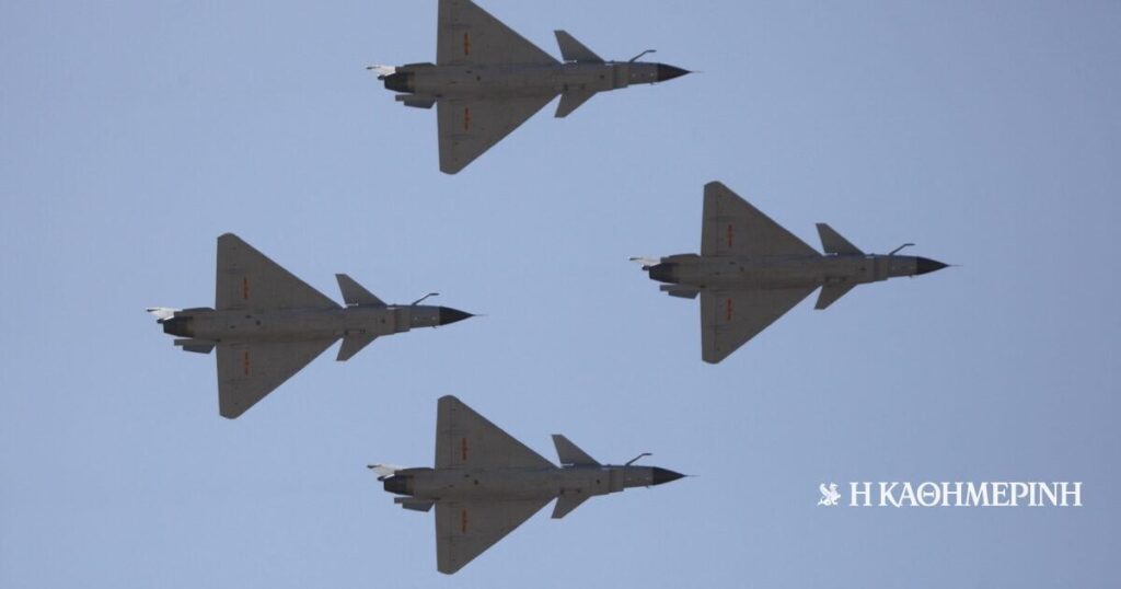 Reuters: Mit chinesischen Flugzeugen oder indischen Kämpfer springen aus Pakistan Reuters: Mit chinesischen Flugzeugen oder indischen Kämpfer springen aus Pakistan