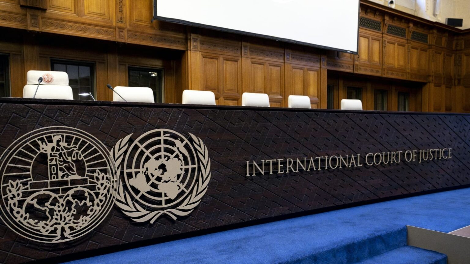Ein Richter am Internationalen Strafgerichtshof, der zur modernen Sklaverei mit einem Hausangestellten verurteilt wurde Ein Richter am Internationalen Strafgerichtshof, der zur modernen Sklaverei mit einem Hausangestellten verurteilt wurde
