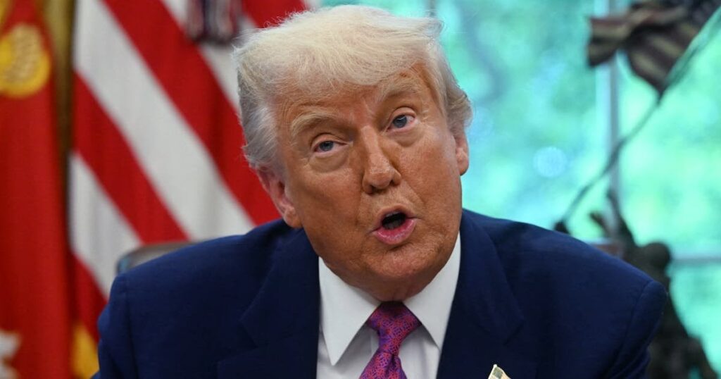 Trump tötet langsam aber sicher die US -Wirtschaft, warnen Experten. Die Analysten der Deutschen Bank klingeln Warnglocken für die USA