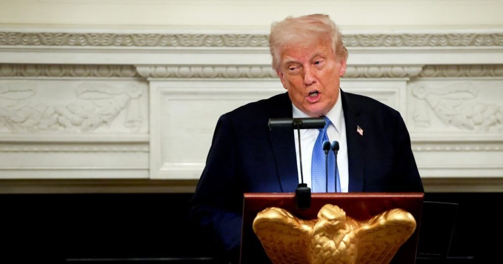 Trump Spirals beim Kennedy Center -Abendessen: „Ich werde es in ihren Arsch schieben.“