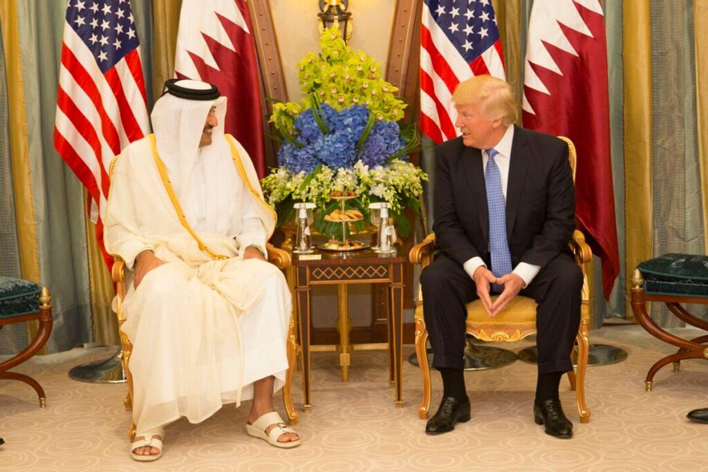 Ja, Trump nannte im Jahr 2017 Qatar "Geldgeber des Terrorismus"