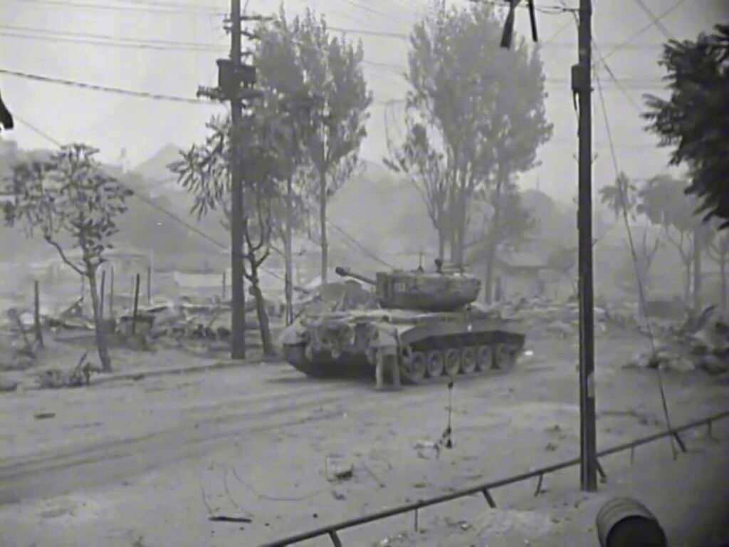 US -Marines, die während der zweiten Schlacht von Seoul im September 1950 Widerstand steigern