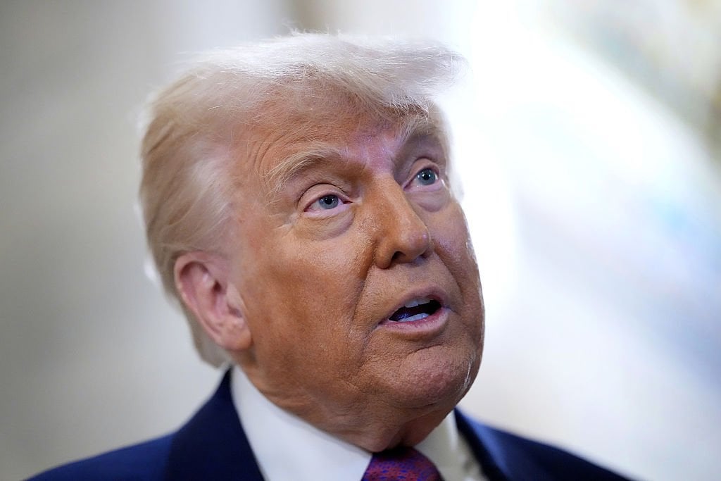 Trump weist die Republikaner an, 6. Januar von der Geschichte zu "löschen", sagt der Kongressabgeordnete